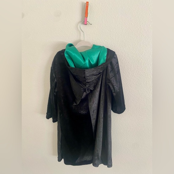 Slytherin Toddler Robe - Picture 2 of 4